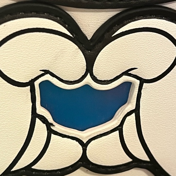 Disney Loungefly Baymax Lenticular Heart Backpack - Picture 6 of 10